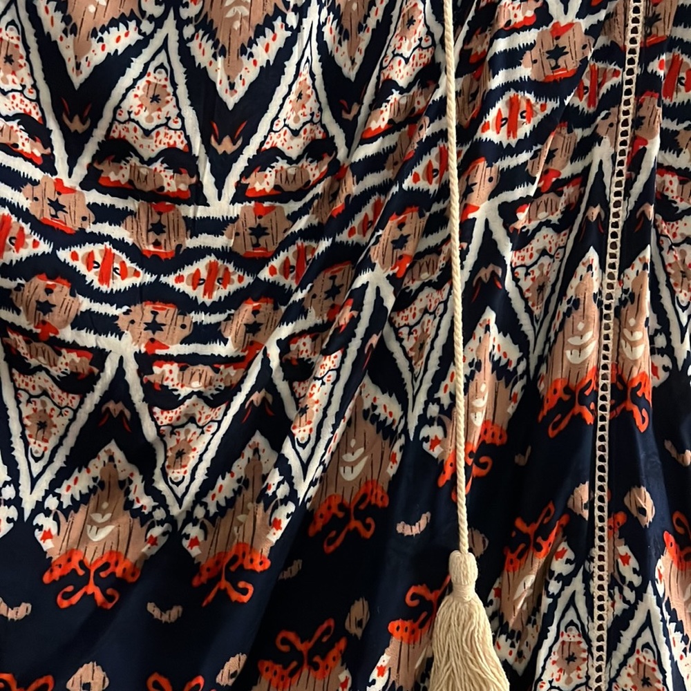 Multicolored Patterned Blouse - Picture 2 of 3